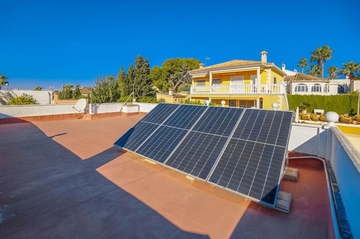 Image No.23-3 Bed Villa / Detached for sale