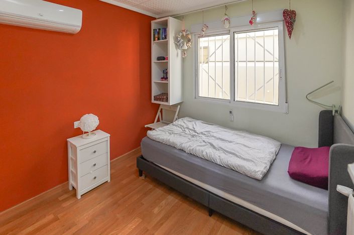 Image No.33-3 Bed Villa / Detached for sale