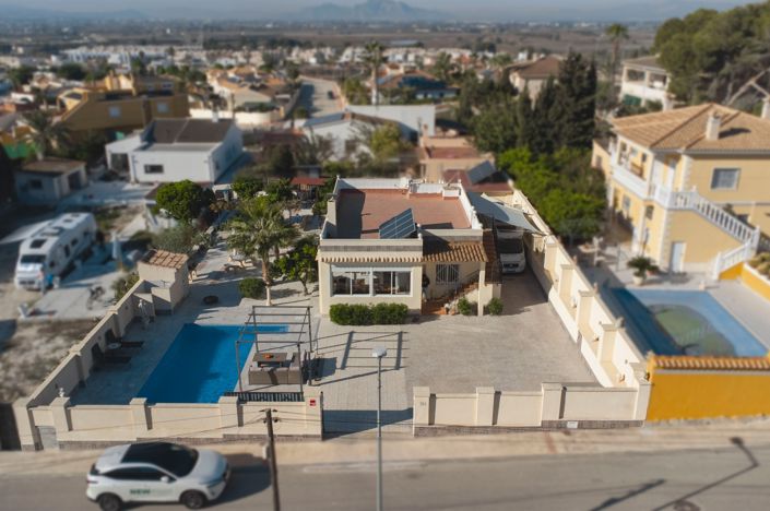 Image No.45-3 Bed Villa / Detached for sale