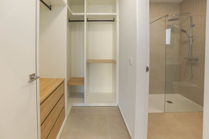 Image No.8-3 Bed Villa / Detached for sale