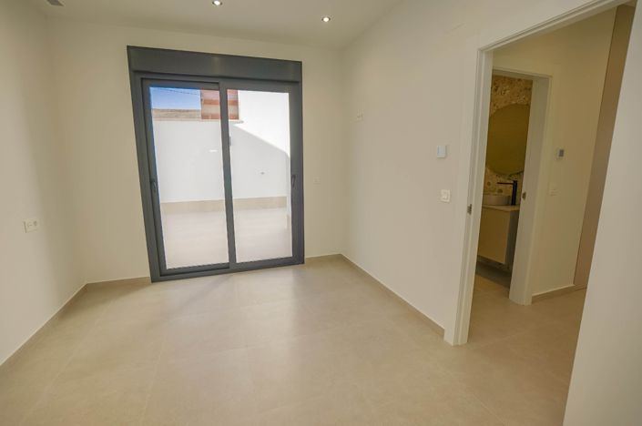 Image No.14-Jumelé de 3 chambres à vendre à Formentera Del Segura