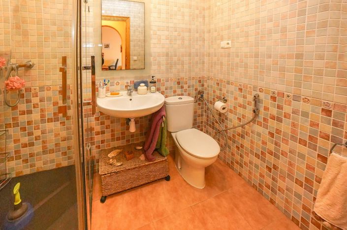 Image No.5-2 Bed Apartment for sale