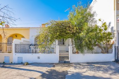 1 - La Marina, House