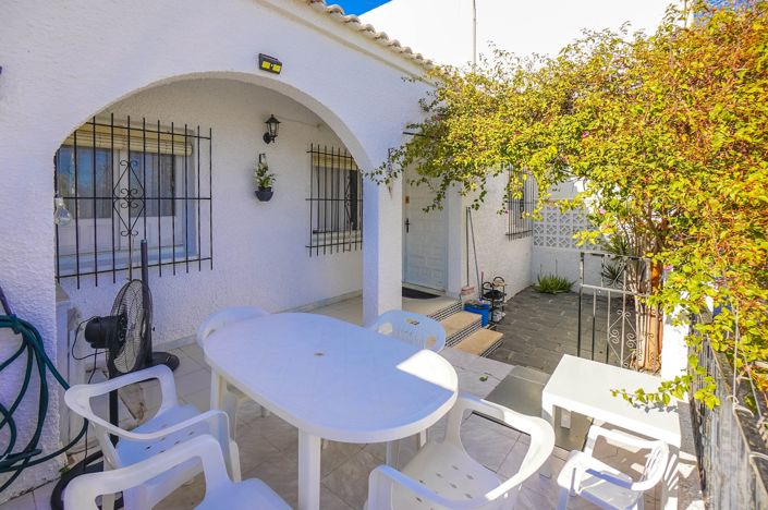 Image No.7-2 Bed House for sale