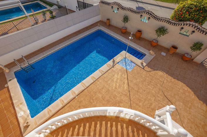 Image No.7-3 Bed Villa / Detached for sale