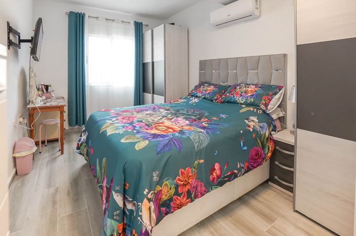 Image No.10-3 Bed Quad for sale