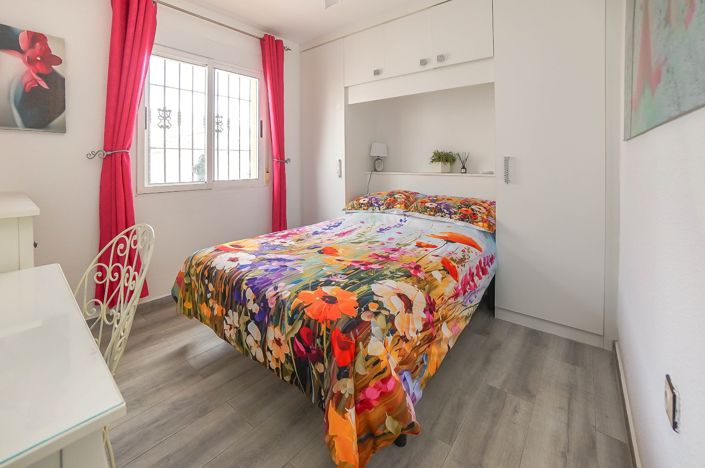 Image No.13-3 Bed Quad for sale