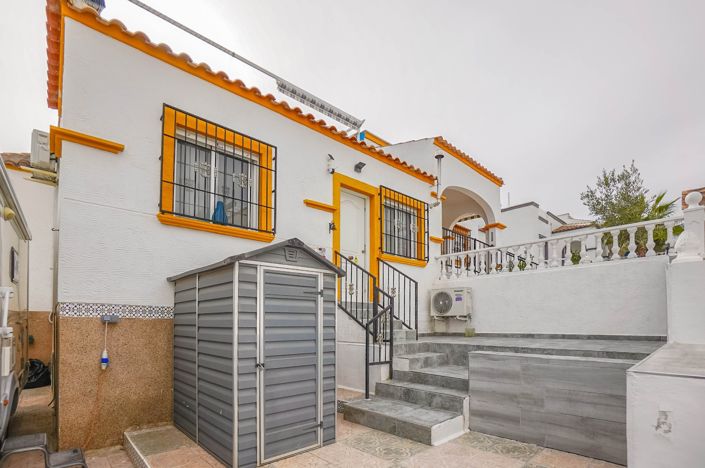 Image No.25-3 Bed Quad for sale