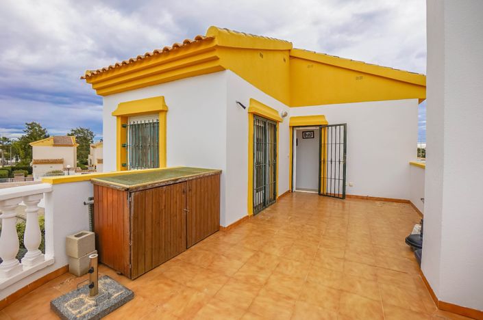 Image No.15-3 Bed Villa / Detached for sale