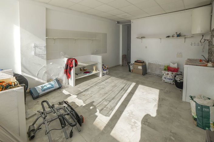 Image No.11-Commercial for sale