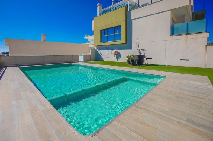 Image No.28-2 Bed Apartment for sale