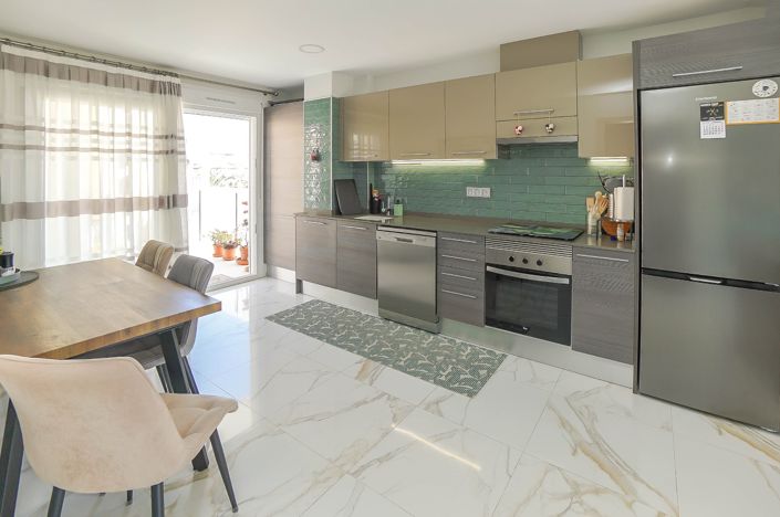 Image No.3-2 Bed Apartment for sale