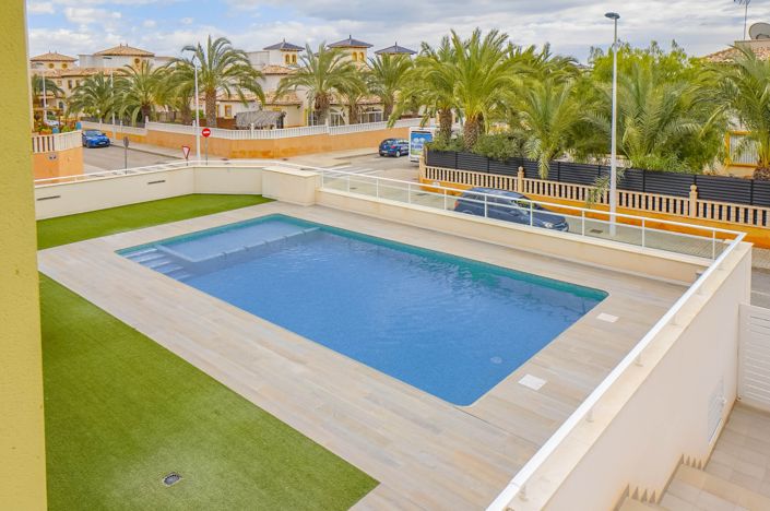 Image No.4-2 Bed Apartment for sale