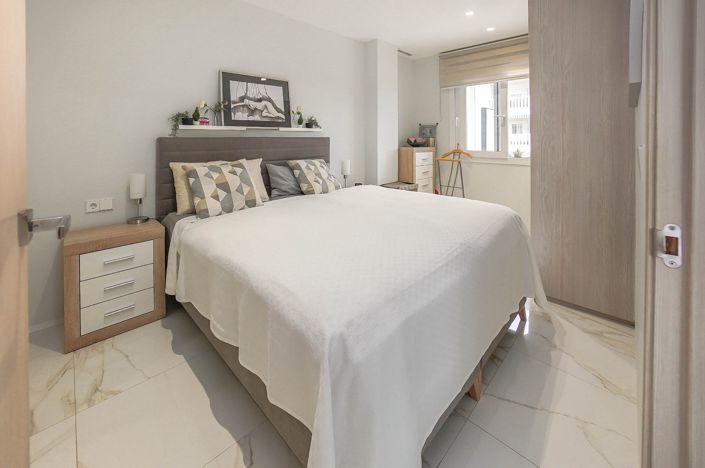 Image No.5-2 Bed Apartment for sale