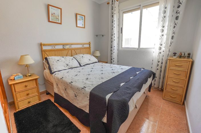 Image No.5-3 Bed Quad for sale