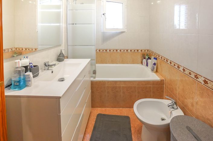 Image No.6-3 Bed Quad for sale