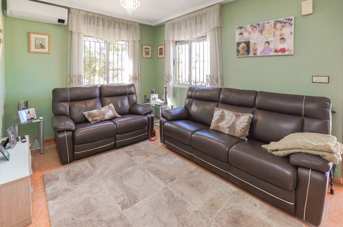 Image No.15-3 Bed Quad for sale