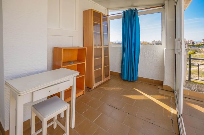 Image No.19-3 Bed Quad for sale