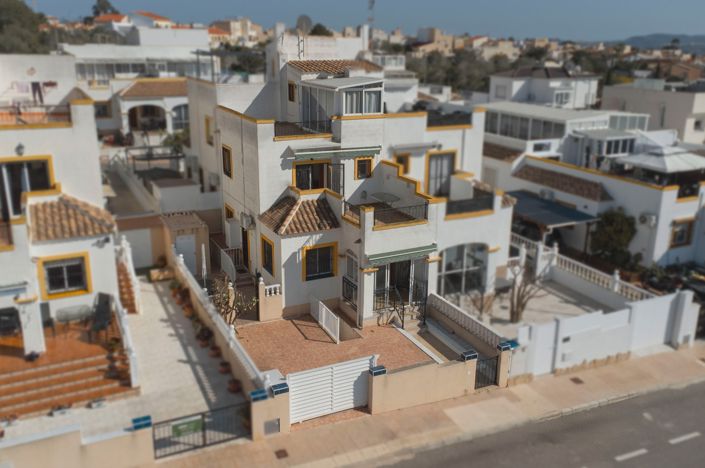 Image No.22-3 Bed Quad for sale