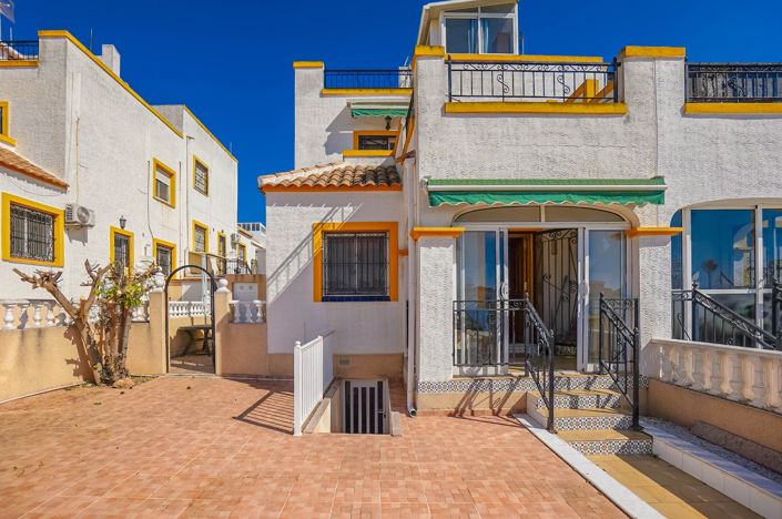 Image No.26-3 Bed Quad for sale