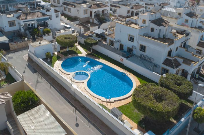 Image No.4-3 Bed Quad for sale