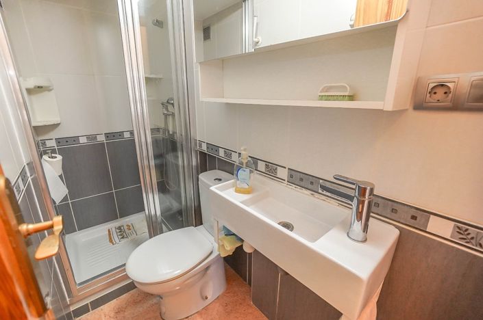 Image No.5-3 Bed Quad for sale