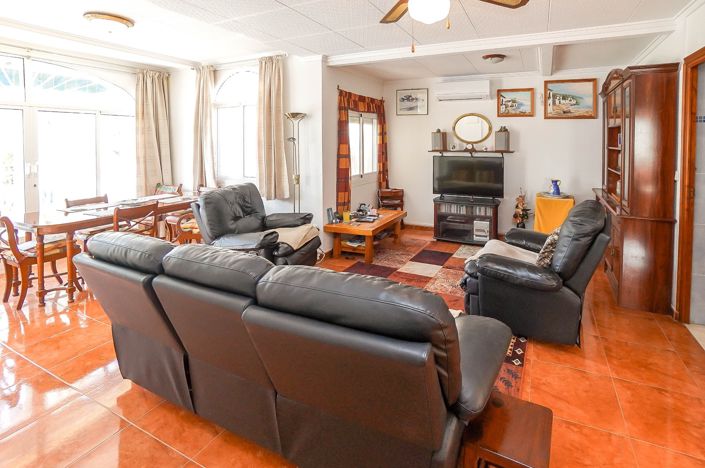 Image No.14-2 Bed Villa / Detached for sale