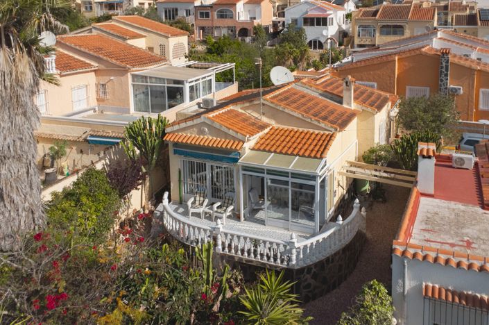 Image No.17-2 Bed Villa / Detached for sale