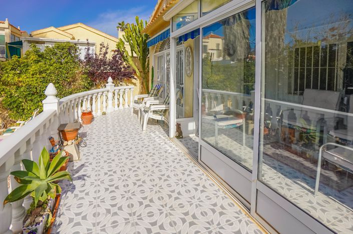 Image No.22-2 Bed Villa / Detached for sale