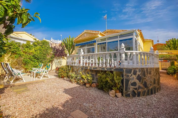 Image No.25-2 Bed Villa / Detached for sale