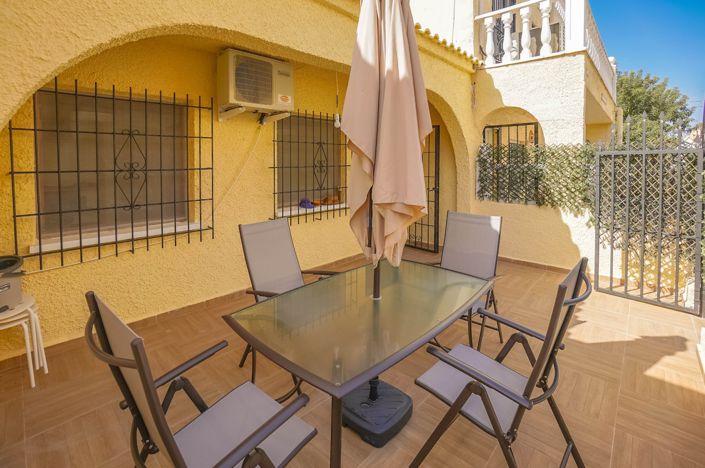 Image No.7-1 Bed House for sale