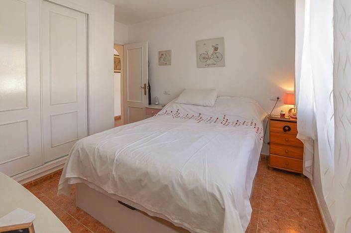 Image No.12-3 Bed Quad for sale