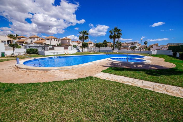 Image No.28-3 Bed Quad for sale