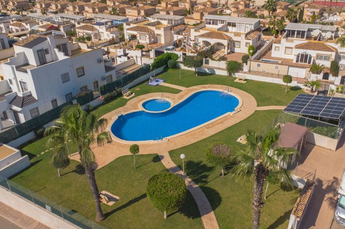 Image No.5-3 Bed Quad for sale