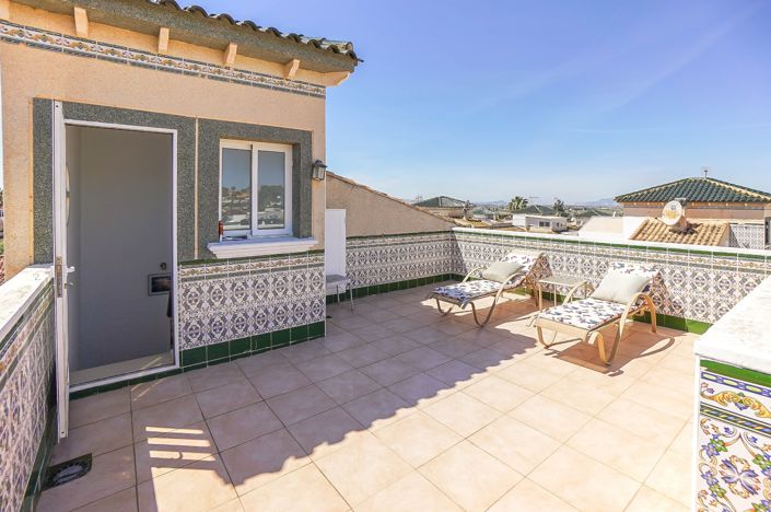 Image No.18-4 Bed Semi-Detached for sale