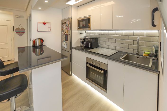 Image No.12-2 Bed Apartment for sale