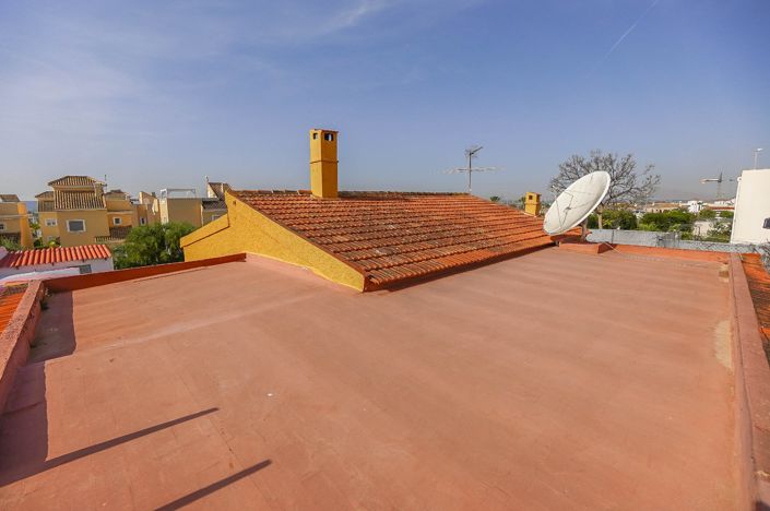 Image No.25-2 Bed Villa for sale