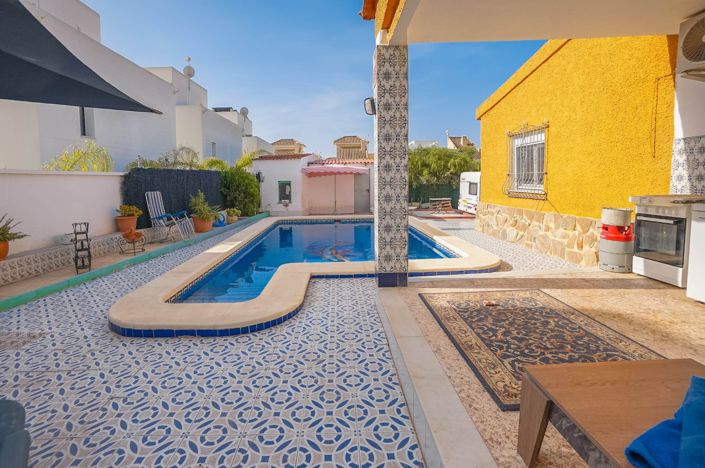 Image No.27-2 Bed Villa for sale