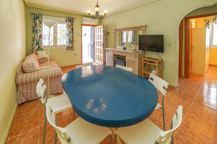 Image No.2-3 Bed Quad for sale