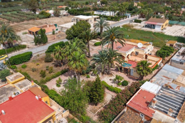 Image No.40-3 Bed Property for sale