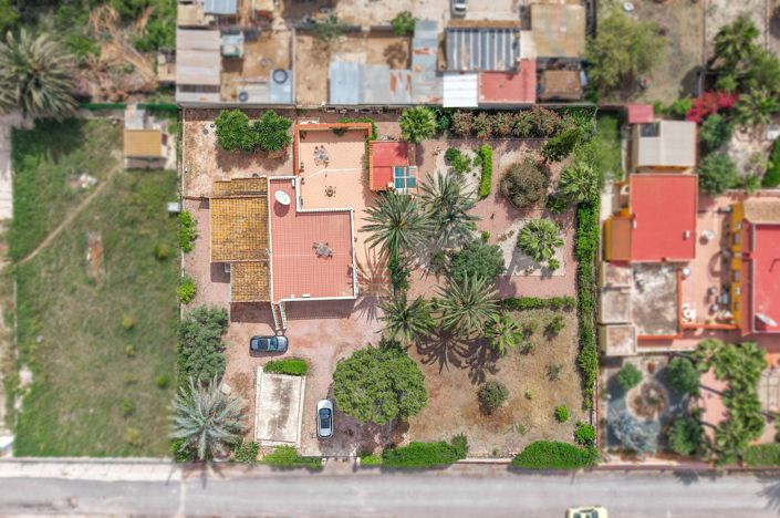Image No.41-3 Bed Property for sale