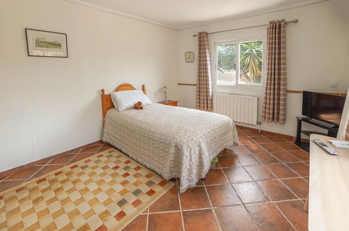 Image No.7-3 Bed Property for sale