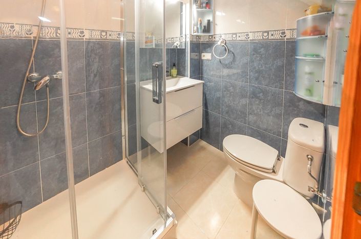 Image No.7-2 Bed Townhouse for sale