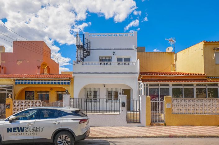 Townhouse in La Marina
