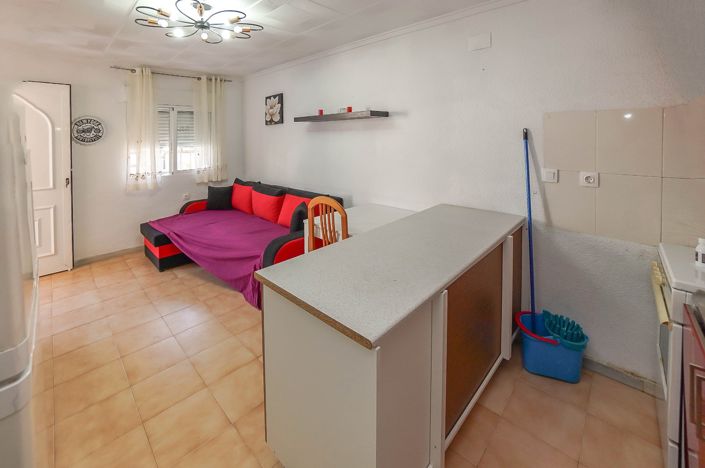 Image No.15-4 Bed Townhouse for sale