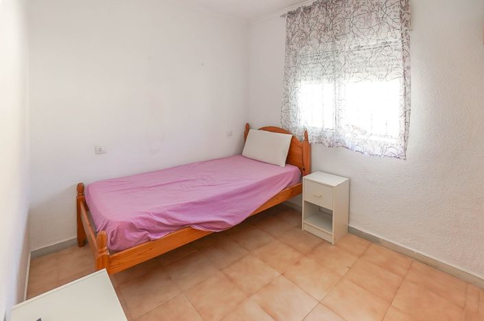 Image No.4-4 Bed Townhouse for sale