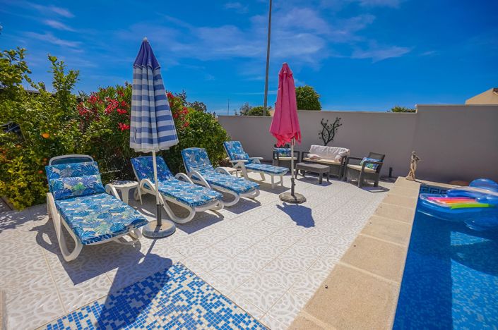 Image No.25-3 Bed Villa / Detached for sale