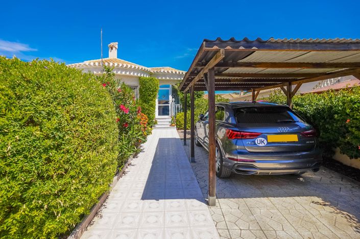Image No.29-3 Bed Villa / Detached for sale