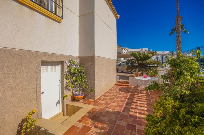 Image No.17-3 Bed Quad for sale