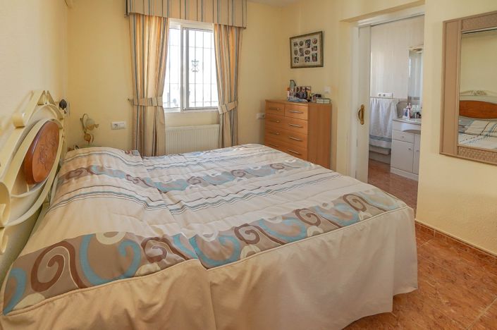 Image No.4-3 Bed Quad for sale